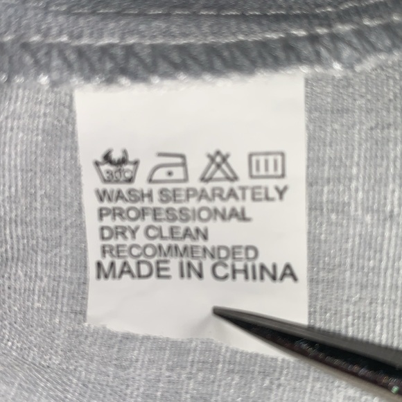 SUGAR SKULL Day of the Dead white buttondown blouse, iconic CATARINA face. M EUC - Picture 9 of 15